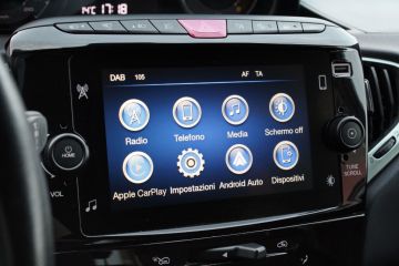 LANCIA - Ypsilon 1.0 FireFly 5 porte S&S Hybrid Gold Plus (14 di 17)