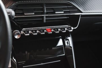 PEUGEOT - 2008 BlueHDi 110 S&S Allure (15 di 18)