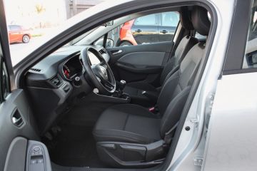RENAULT - Clio TCe 12V 100 CV 5 porte Business (9 di 20)
