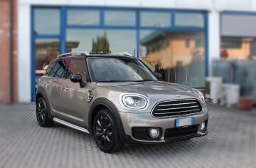 MINI - Mini 2.0 Cooper D Hype Countryman (2 di 18)