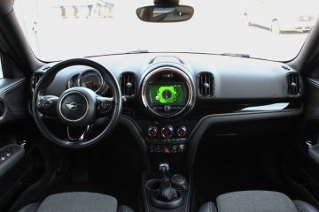 MINI - Mini 2.0 Cooper D Hype Countryman (13 di 18)