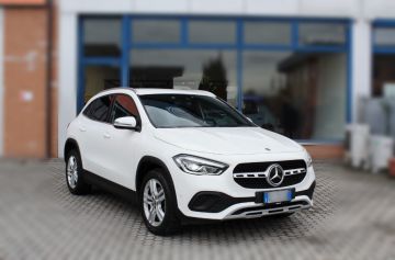 MERCEDES - GLA 180 d Automatic Sport Plus (2 di 18)