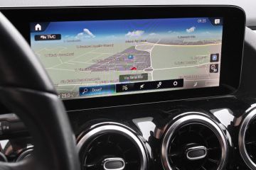 MERCEDES - GLA 180 d Automatic Sport Plus (14 di 18)