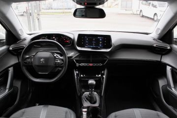 PEUGEOT - 2008 BlueHDi 110 S&S Allure (13 di 18)