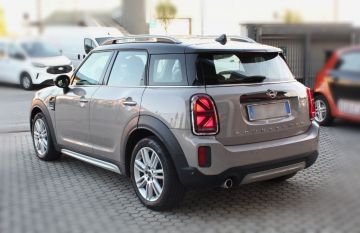 MINI - Mini 2.0 Cooper D Classic Countryman (6 di 18)