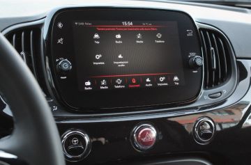 FIAT - 500 1.0 Hybrid Cult (13 di 16)