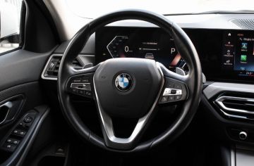 BMW - 318d 48V Touring (17 di 18)