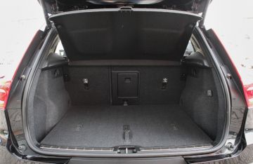 VOLVO - XC40 B4 AWD automatico Ultimate Bright (12 di 18)