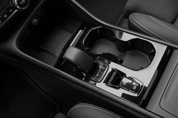 VOLVO - XC40 B4 AWD automatico Ultimate Bright (16 di 18)