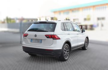 VOLKSWAGEN - Tiguan 1.6 TDI SCR Business BlueMotion Technology (5 di 17)