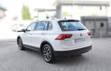 VOLKSWAGEN - Tiguan 1.6 TDI SCR Business BlueMotion Technology (6 di 17)