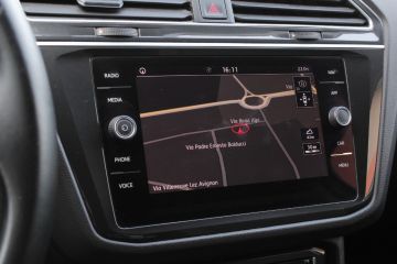 VOLKSWAGEN - Tiguan 1.6 TDI SCR Business BlueMotion Technology (14 di 17)