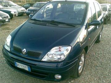 RENAULT - Scénic 1.9 dCi Confort Dynamique (5 di 7)