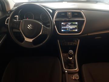 SUZUKI - S-Cross 1.6 DDiS 4WD All Grip Cool (3 di 7)