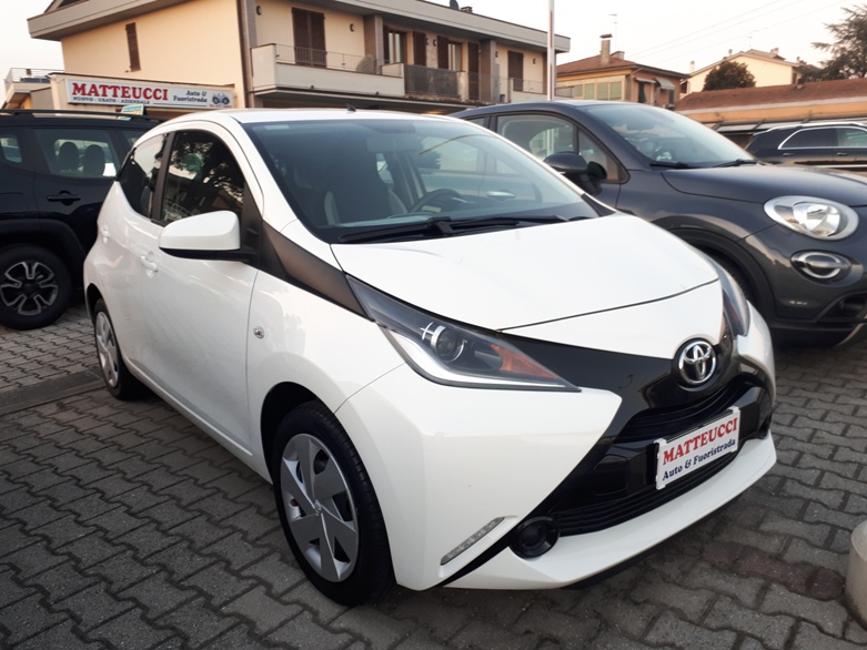 TOYOTA - Aygo 1.0 VVT-i 69 CV 5p. x-cool