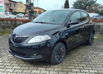 LANCIA - 1.0 FireFly 5 porte S&S Hybrid Gold (1 di 6)