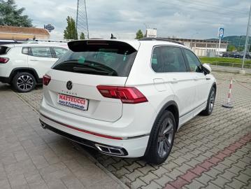 VOLKSWAGEN - R-Line (2 di 10)