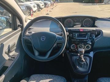 LANCIA - Ypsilon 1.0 FireFly 5 porte S&S Hybrid Silver (3 di 7) LANCIA - Ypsilon 1.0 FireFly 5 porte S&S Hybrid Silver (3 di 7)