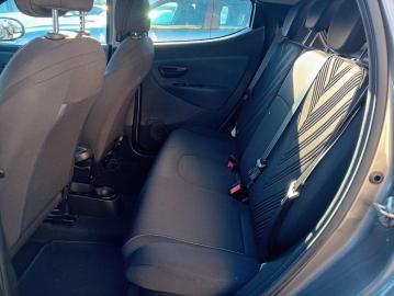 LANCIA - 1.2 69 CV 5 porte GPL Ecochic Gold (5 di 7)