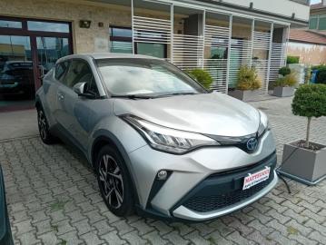 TOYOTA - C-HR 2.0 Hybrid E-CVT Morebusiness (1 di 7)