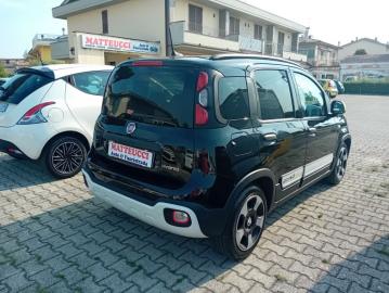 FIAT - Pandina 1.0 FireFly 65 CV Hybrid Cross (2 di 7)