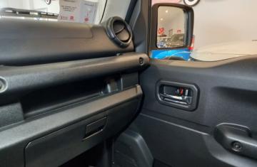 SUZUKI - 1.5 5MT PRO (N1) (13 di 27)