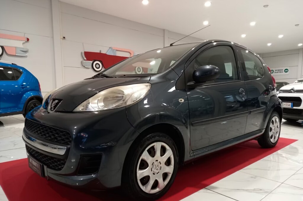 PEUGEOT 107