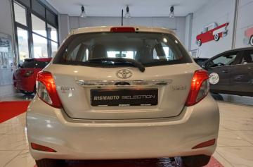 TOYOTA - Yaris 1.0 5p. Lounge (3 di 25)