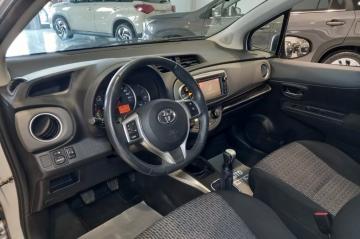 TOYOTA - Yaris 1.0 5p. Lounge (8 di 25)