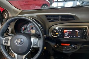 TOYOTA - Yaris 1.0 5p. Lounge (12 di 25)