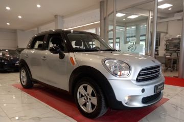 MINI - Mini 1.6 Cooper D Business Countryman (6 di 30)