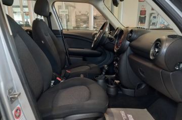 MINI - Mini 1.6 Cooper D Business Countryman (19 di 30)