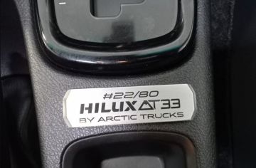 TOYOTA - Hilux 2.8 D A/T 4WD 4 porte Double Cab Invincible (12 di 21)