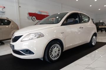 LANCIA - Ypsilon 1.2 69 CV 5p. GPL Ecochic Plat. (1 di 27)