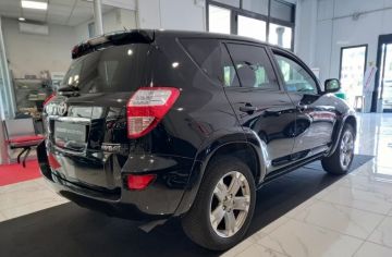 TOYOTA - RAV4 Crossover 2.2 D-Cat A/T 150 CV Lux. (4 di 26)