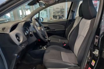 TOYOTA - Yaris 1.0 72 CV 5 porte Lounge (7 di 23)