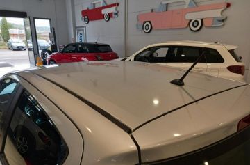 TOYOTA - Yaris 1.5 Hybrid 5p. Lounge (8 di 22)