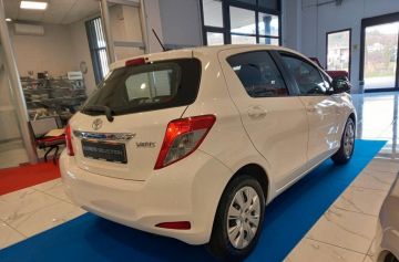 TOYOTA - Yaris 1.0 5p. Lounge (4 di 25)