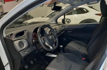 TOYOTA - Yaris 1.0 5p. Lounge (8 di 25)