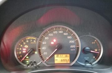 TOYOTA - Yaris 1.0 5p. Lounge (13 di 25)