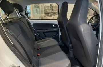 VOLKSWAGEN - 1.0 5p. move up! (17 di 24)