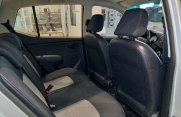 HYUNDAI - i10 1.1 12V Active (17 di 21)
