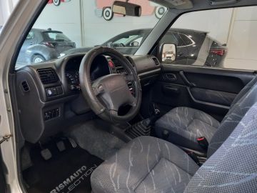 SUZUKI - Jimny 1.3 4WD JLX (12 di 26)