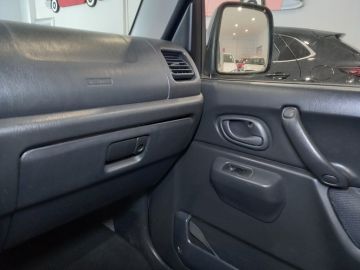 SUZUKI - Jimny 1.3 4WD JLX (14 di 26)
