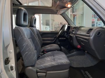 SUZUKI - Jimny 1.3 4WD JLX (21 di 26)