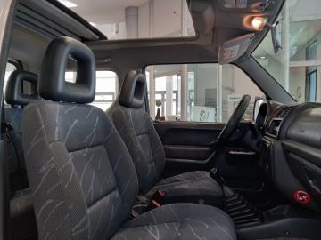 SUZUKI - Jimny 1.3 4WD JLX (22 di 26)