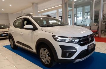 DACIA - Stepway 1.0 TCe 90 CV Comfort (8 di 30)