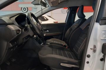 DACIA - Stepway 1.0 TCe 90 CV Comfort (10 di 30)