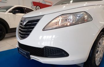 LANCIA - Ypsilon 1.3 MJT 95 CV 5p. S&S Gold (19 di 21)