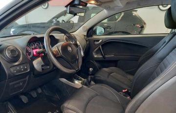 ALFA ROMEO - MiTo 1.3 JTDm 90 CV (8 di 18)